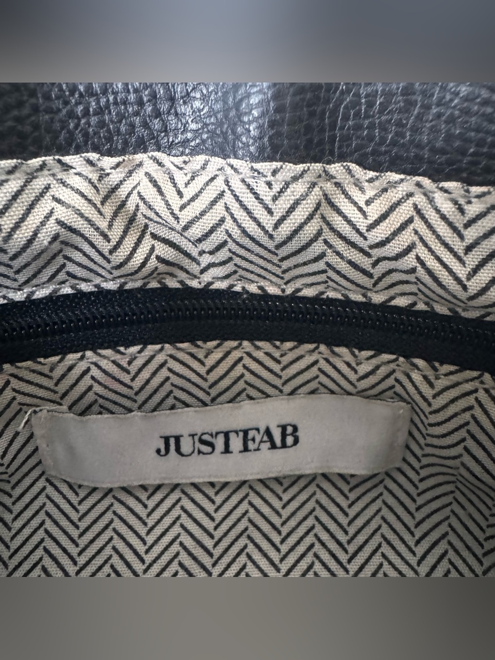 JustFab Black Woven-Edge Crossbody Bag - Picture 8 of 11